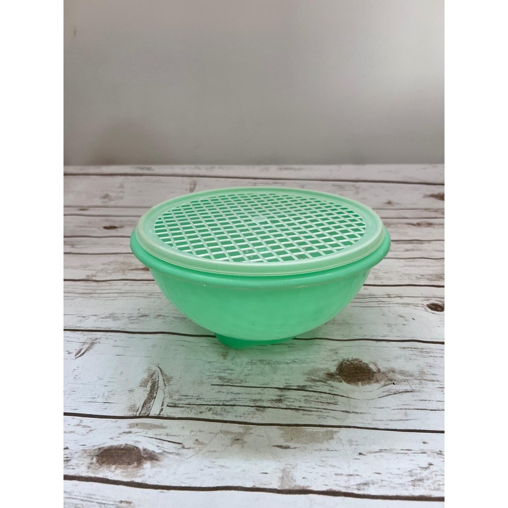Vintage Tupperware Colander Strainer Mint Green  Footed Lid  9in